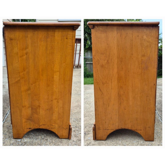 Early 20th Century American Solid Maple Two Over Two Chest of Drawers Dresser For Sale - Image 9 of 15