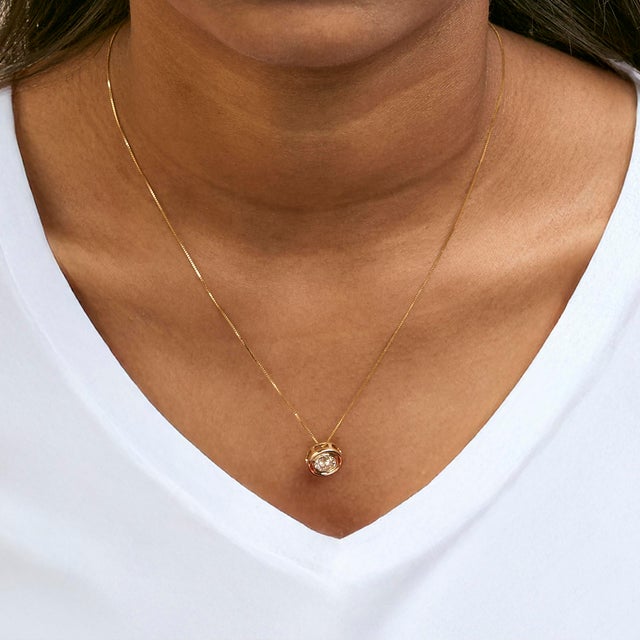 Haus of Brilliance 14K Yellow Gold 1 3/8 Cttw Bezel Set Round Diamond Solitaire Pendant Necklace For Sale - Image 4 of 5
