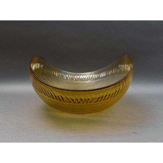 Mid 20th Century Mid 20th Century Yalos Casa Murano Signed Iridescent Gold Large Art Glass Centerpiece Bowl For Sale - Image 5 of 8