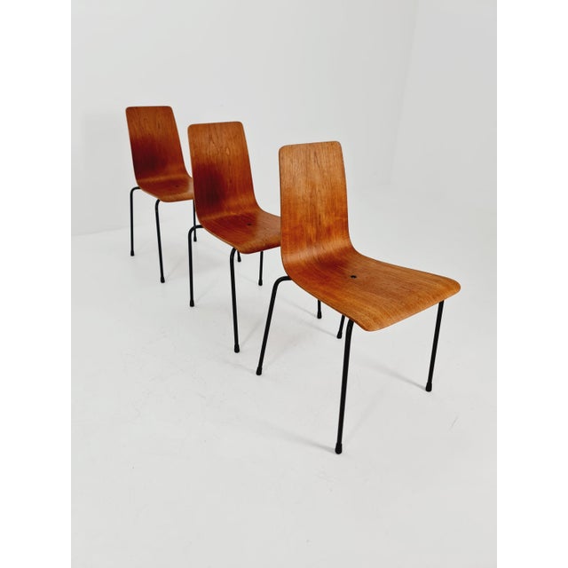 Mid-Century Modern Teak Chair by Friso Kramer for Auping, 1963 For Sale - Image 10 of 11
