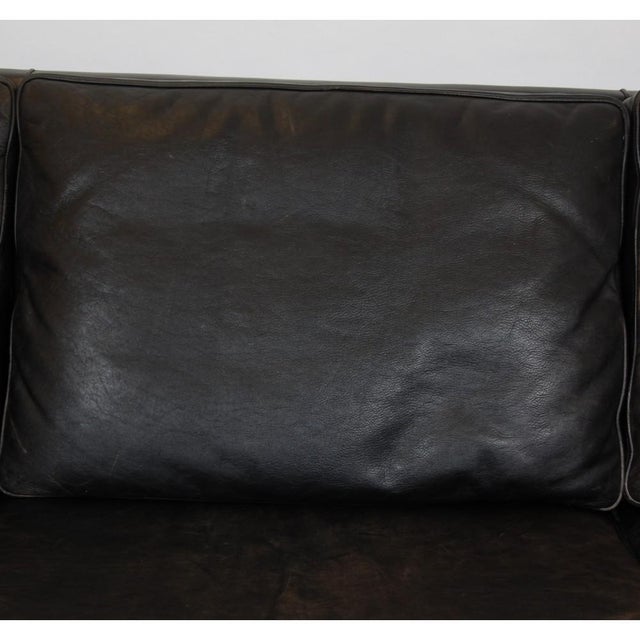 2000 - 2009 Vintage 2213 3-Seater Sofa in Patinated Black Leather by Børge Mogensen for Fredericia For Sale - Image 5 of 18