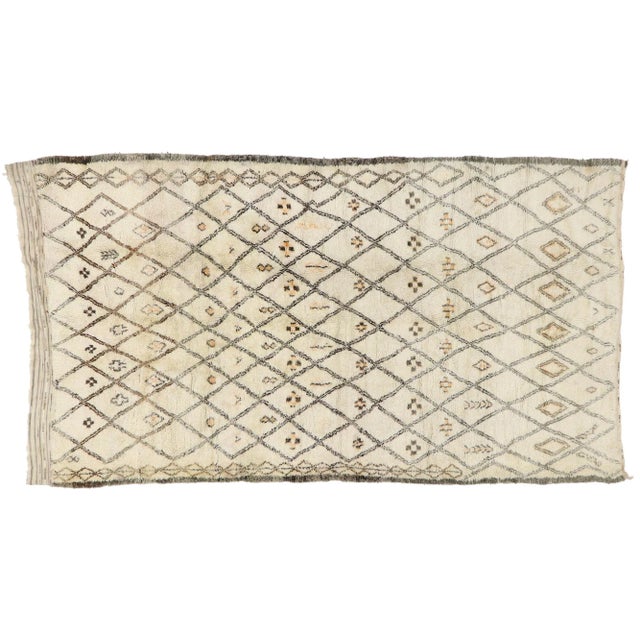 Vintage Berber Beni Ourain Moroccan Rug - 05'07 X 09'09 For Sale - Image 9 of 10