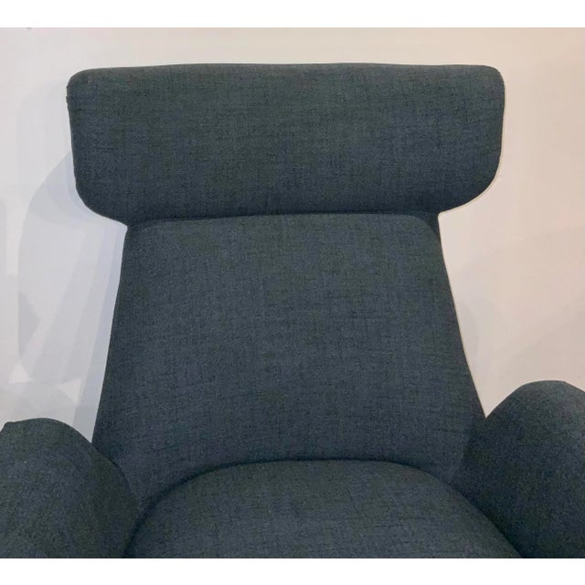 Mid-Century Modern Mid-Century Modern Style Navy Blue Wool Blend Lounge Chairs Pair For Sale - Image 3 of 7