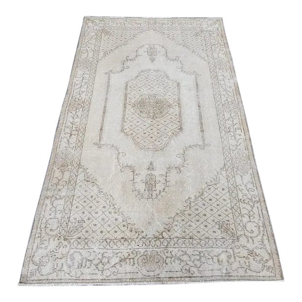 Vintage Beige Handmade Rug- 3′10″ × 6′11″ For Sale