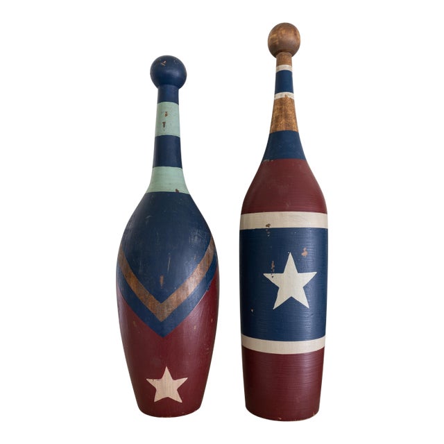 Pair of Early 20th Century Painted Circus Juggling Pins or Indian Clubs For Sale