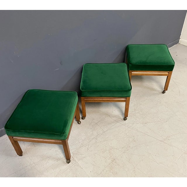Mid Century Square Upholstered Stools in Emerald Velvet and Pecan Wood - 3 Pieces For Sale - Image 11 of 12