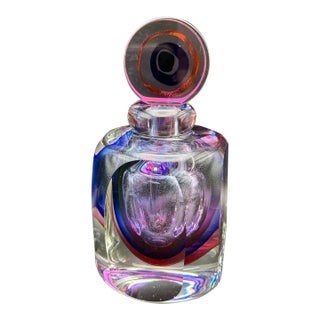 Mid 20th Century Murano-Style Multicolor Faceted Art Glass Perfume Bottle With Stopper For Sale