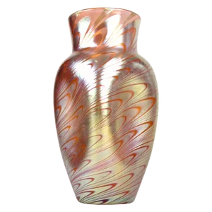 Iridescent Glass Vase Phenomen Rosa from Loetz Witwe, Bohemia, 1902