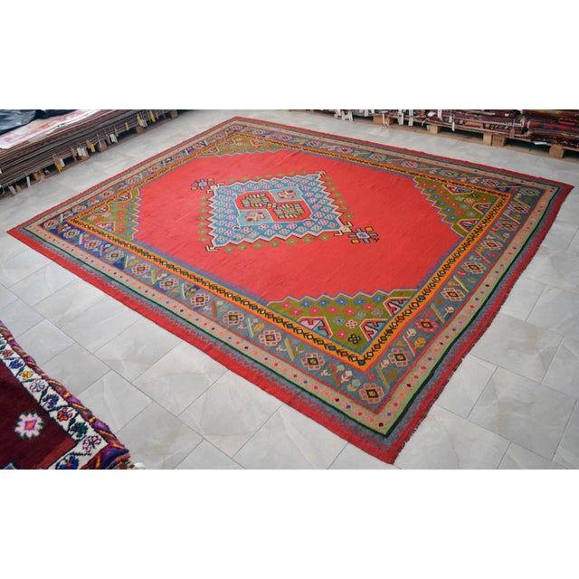1930s Antique Oushak Rug Turkish Hand Woven Oversized Area Rug - 9′10″ × 12′10″ For Sale - Image 9 of 18
