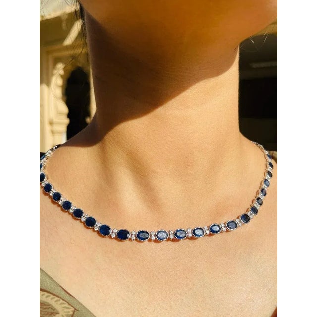 Navy Blue Blue Sapphire Royal Necklace in 18k White Gold With Diamonds- 34.5 Ct & 16 Inch For Sale - Image 8 of 14