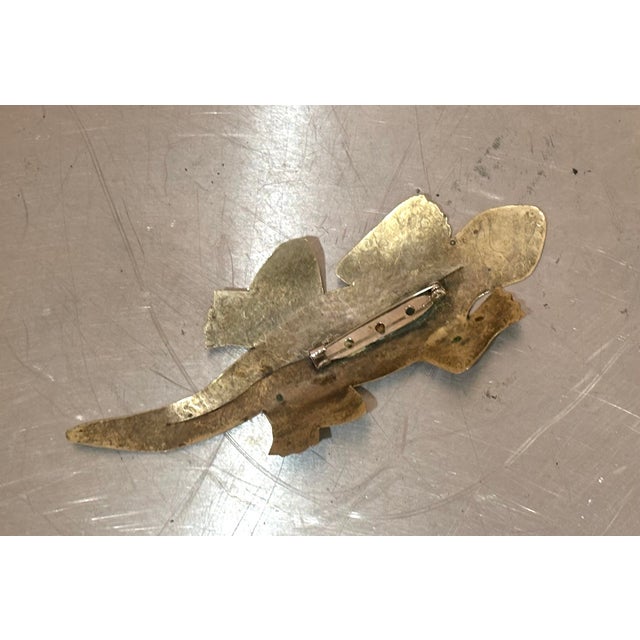 Mid-20th century Mexican style large etched silver-tone metal lizard brooch. Excellent condition.