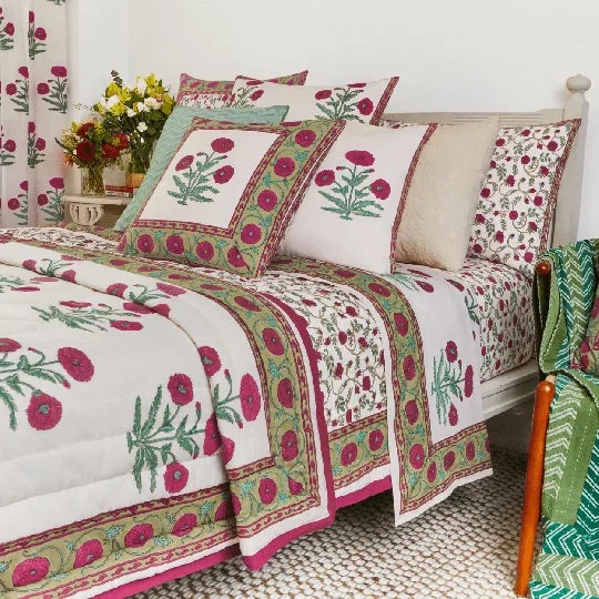 Poppy Twin Magenta Fitted Sheet For Sale - Image 4 of 7