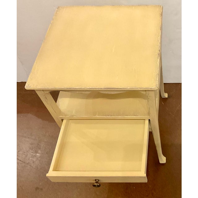 Transitional Hooker Cream Scalloped Accent Table For Sale - Image 3 of 4