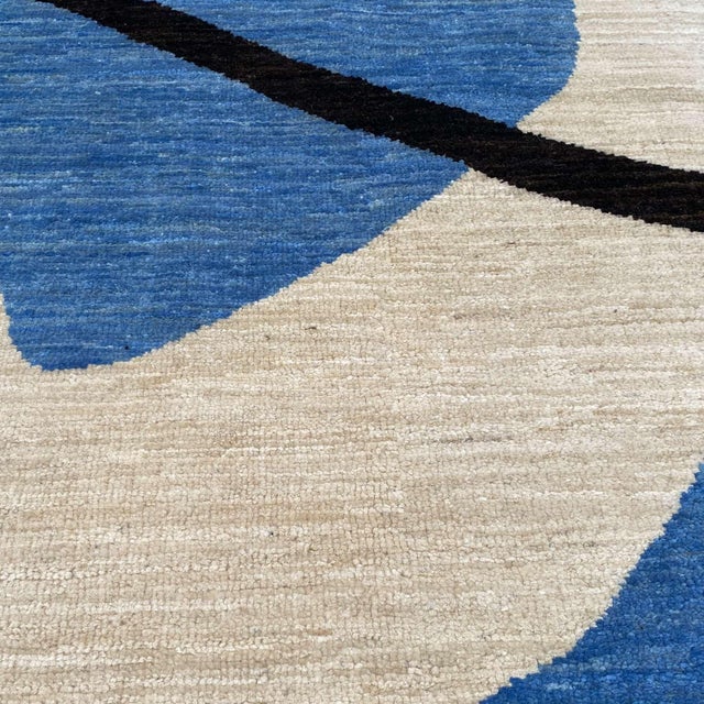 After Alexander Calder Modern Hand-Knotted Wool Rug - 5'4" X 7'8" For Sale - Image 4 of 17