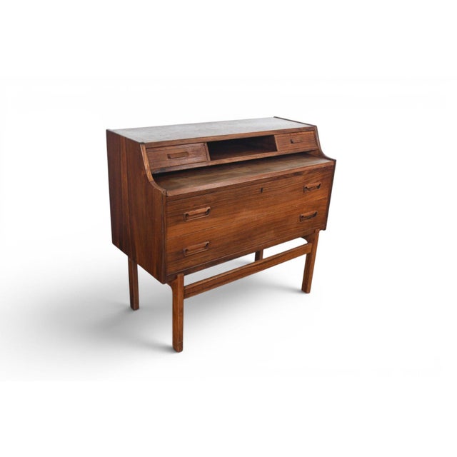 Vinde Mobelfabrik Mid 20th Century Arne Wahl Iversen Model 70 Secretary Desk in Rosewood For Sale - Image 4 of 10