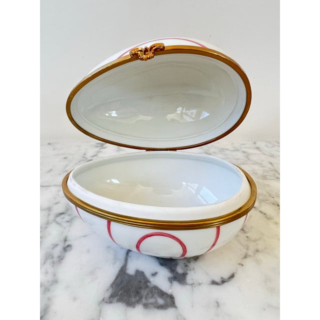 Limoges France Hand Painted Porcelain Egg Jewelry, or Trinket Box Set of 2 For Sale - Image 10 of 10