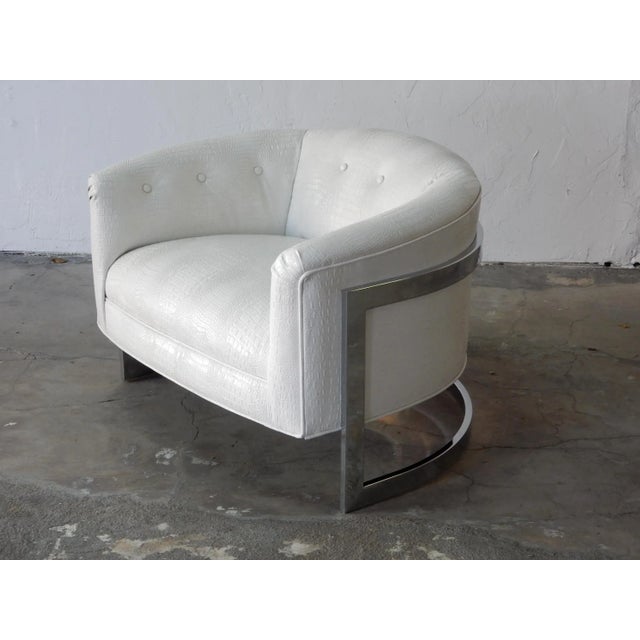 White Mid Century Modern Chrome Club Chair in Faux Albino Alligator Hide For Sale - Image 8 of 10