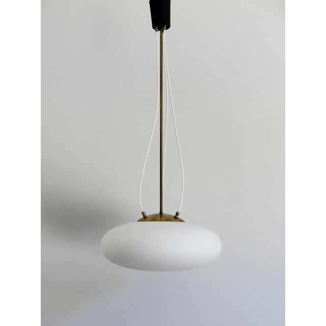 Italian Brass Model 1104 Chandelier from Stilnovo, 1950s For Sale - Image 10 of 10