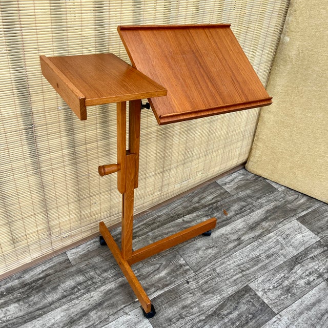 Wood Vintage Mid-Century Modern Danish Adjustable Rolling Tray Table / Cart. Circa 1970s For Sale - Image 7 of 17