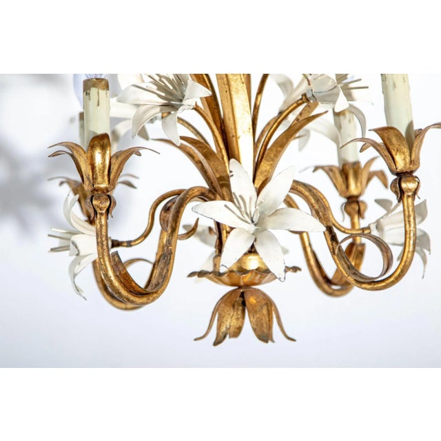 Brass Italian Hollywood Regency Gilt Tole Lily Four-Light Chandelier, 1960s For Sale - Image 8 of 13