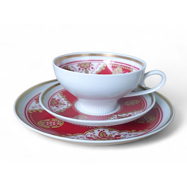 Red Collectors Cup and Cake Plate from Cp Weißwasser, 1970s, Set of 3 For Sale - Image 8 of 8