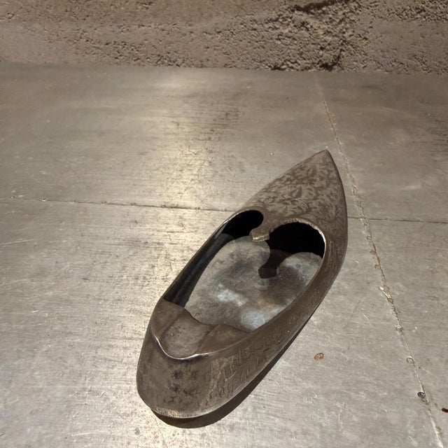 1970s Vintage Indian-Style Slipper Ashtray Silver-Plated Brass For Sale - Image 5 of 10