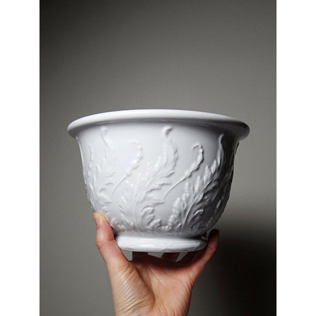 Vintage Porcelain Cachepot from Limoges, 1920s For Sale - Image 4 of 9