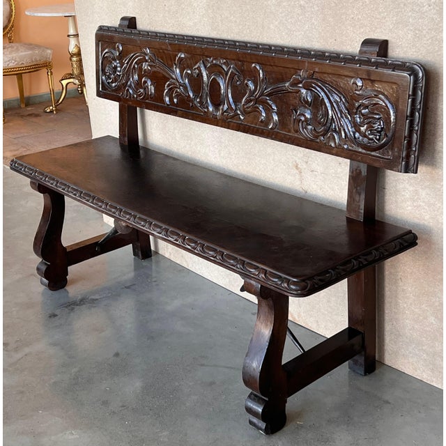 20th Century Spanish Renaissance Carved Walnut Bench Banquette "Escaño" For Sale - Image 4 of 18