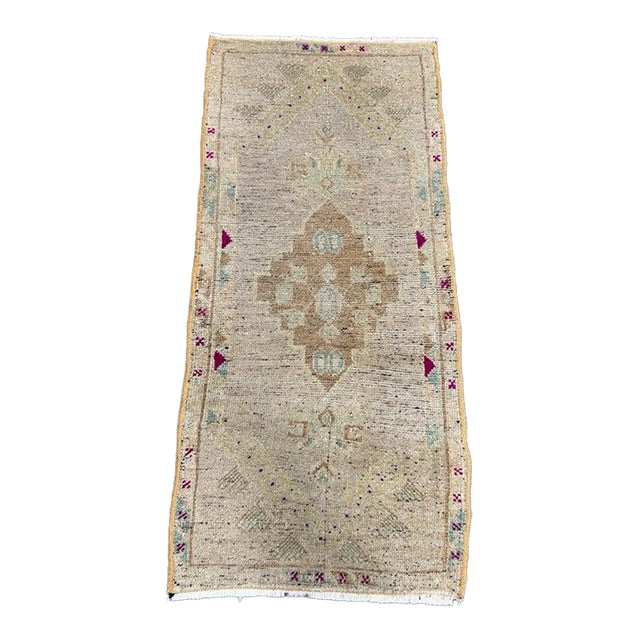 Turkish Yastik Rug 1'5" x 3'1" For Sale