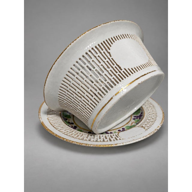 6 Pc, Chinese Export "Grapevine" Reticulated Porcelain Dessert Service, C. 1800 For Sale In Providence - Image 6 of 8