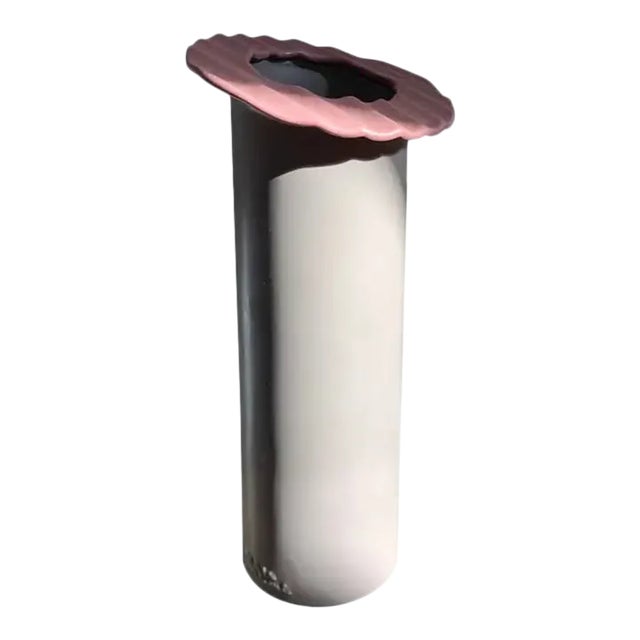 Masa Mami Pink Satin Glaze Memphis Style Squiggle Vase For Sale