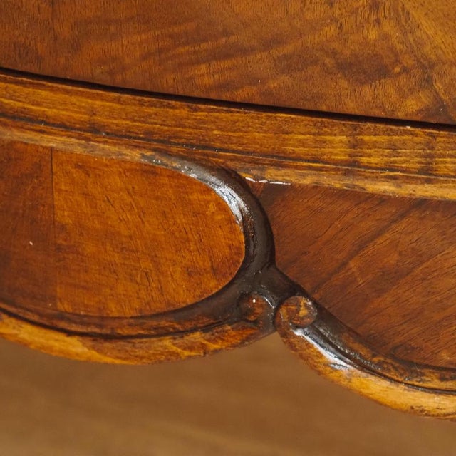 Louis XV Walnut Chest of Drawers, 1900s For Sale - Image 9 of 18