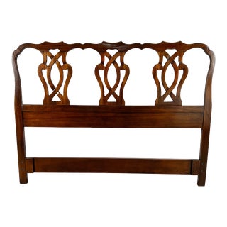 Drexel Heritage 18th Century Classics Queen Chippendale Mahogany Headboard For Sale