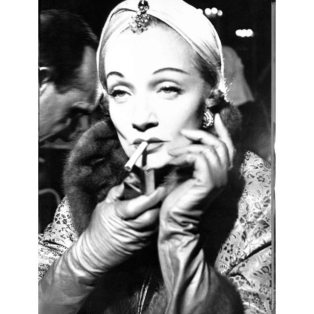 Paper "Avedon: Photographs 1947-1977" 1978 Avedon, Richard For Sale - Image 7 of 11