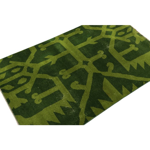 Traditional Vintage Zeki Müren Rug in Forest Green With Geometric Pattern - Rug & Kilim For Sale - Image 3 of 8
