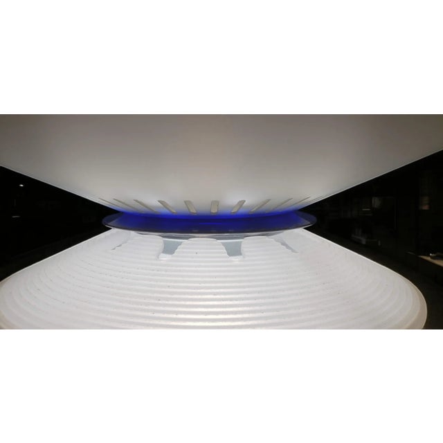 White Pair of Post-Modern Table Lamps by Pier Giuseppe Ramella for Arteluce For Sale - Image 8 of 9