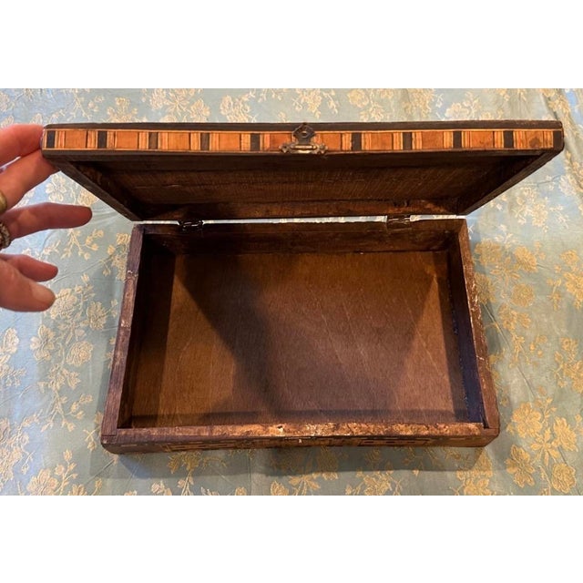 Early 20th Century Middle Eastern Moorish Mosaic Micro Marquetry Inlay Jewelry Box For Sale - Image 17 of 18