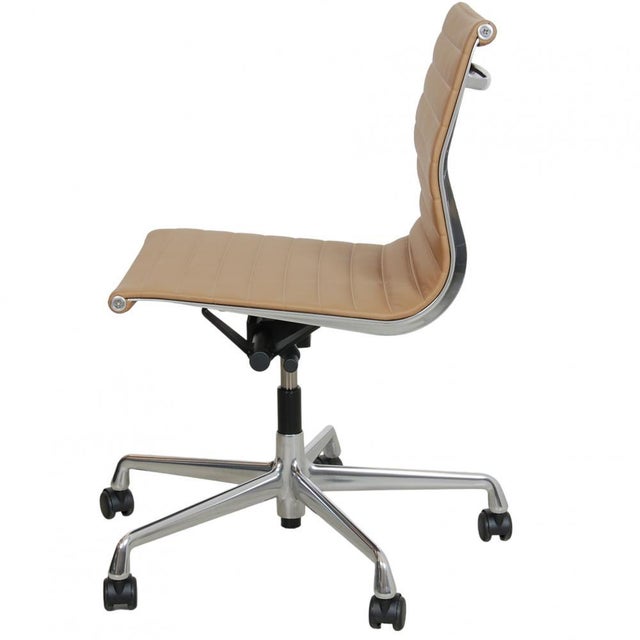 Vitra EA-115 Office Chair in Beige Leather by Charles Eames for Vitra For Sale - Image 4 of 14