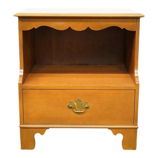 Kindel Furniture Fruitwood Colonial Style 24" Open Cabinet Nightstand 376-44 For Sale