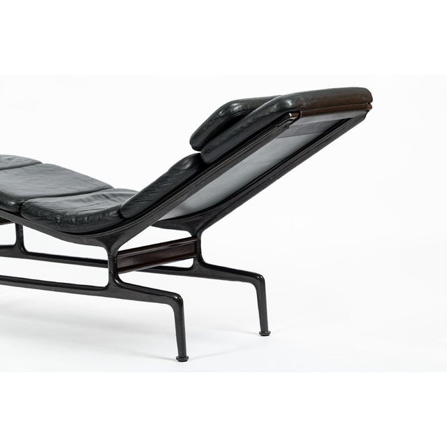 Vintage Mid-Century Eames Es106 Billy Wilder Chaise Lounge for Herman Miller For Sale - Image 16 of 18