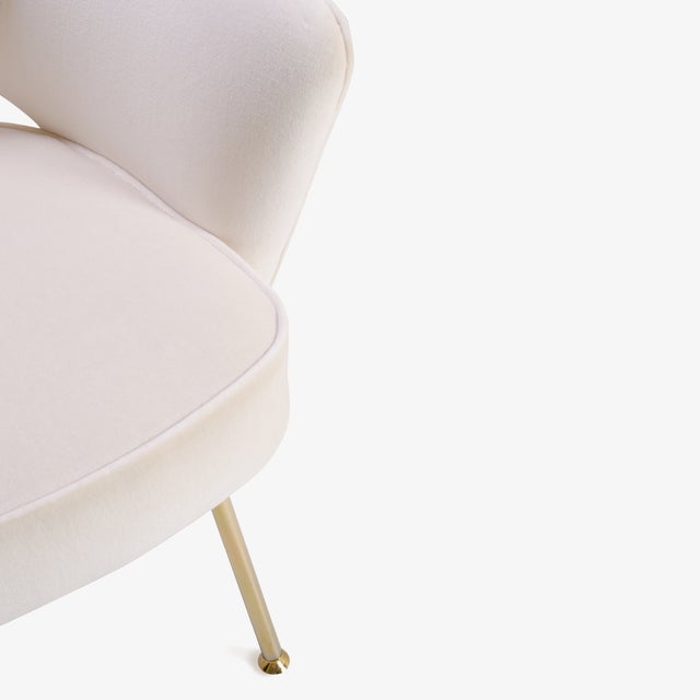 Metal Saarinen Executive Arm Chairs in Crème Velvet, Gold Edition For Sale - Image 7 of 10