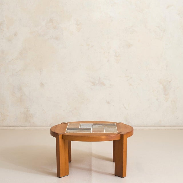 Brown French Elm + Ceramic Round Coffee Table by Maison Regain, 1960s For Sale - Image 8 of 11