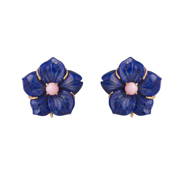 The Aspen Studs, our best-selling flower-shaped earrings, return this season with a new color palette inspired by the rich...