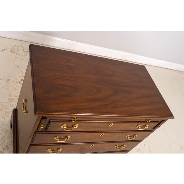 Henkel Harris 4 Drawer Mahogany Server Bachelor Chest For Sale - Image 9 of 18