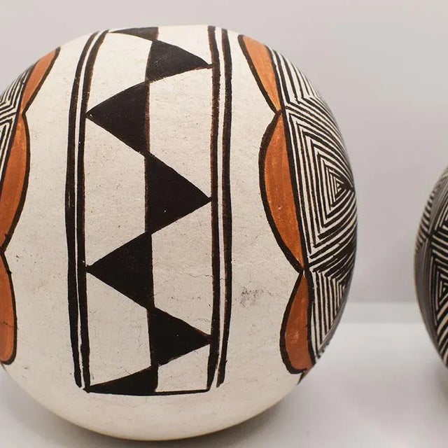 Rustic Two Polychrome Southwestern Indian Acoma Vessels in Brown, Black Orange - a Pair For Sale - Image 3 of 10