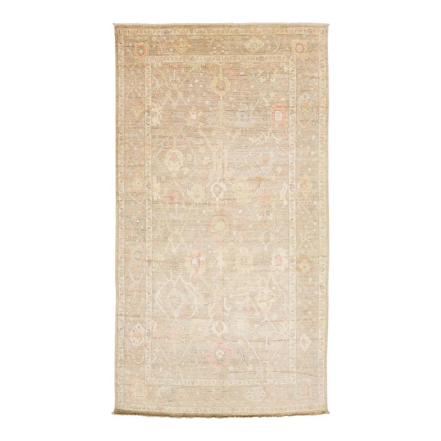 Modern Oushak Style Hand-Knotted Wool Rug – Muted Earth Tones & Pastel Accents For Sale