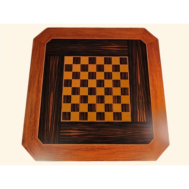 It is a luxury, handmade and exclusive piece, made with a careful combination of noble woods. Its game board features a...