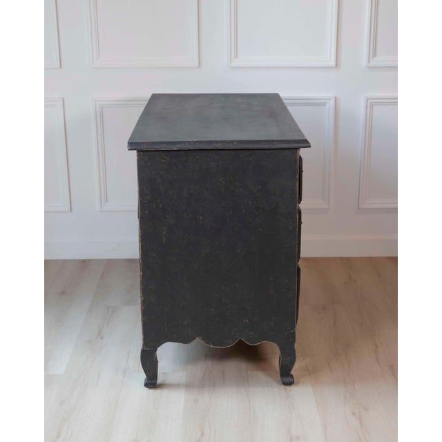 Swedish 18th Century Writing Desk Commode with Original Brass Hardware, c.1760 For Sale - Image 9 of 10