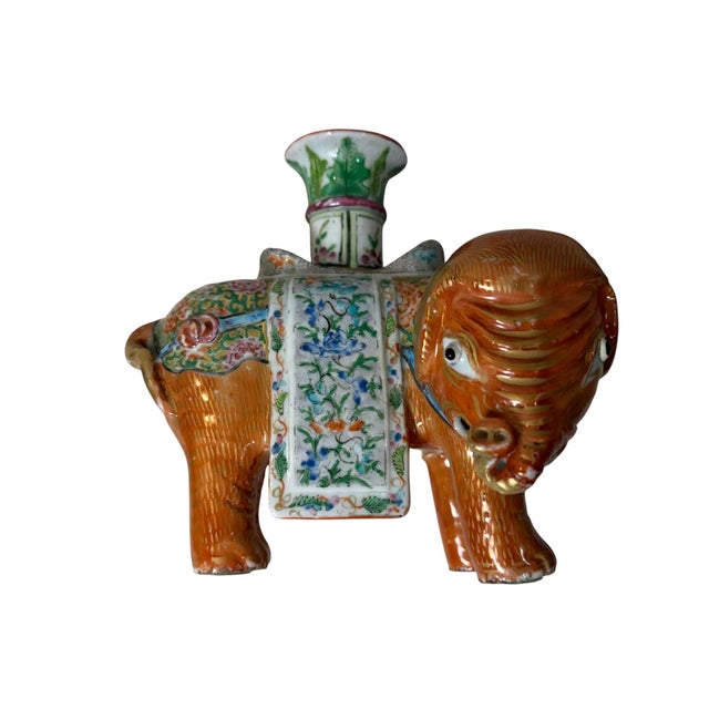 Chinese 19th Century Chinese Export Rose Mandarin Porcelain Elephant Candlesticks - A Pair For Sale - Image 3 of 12