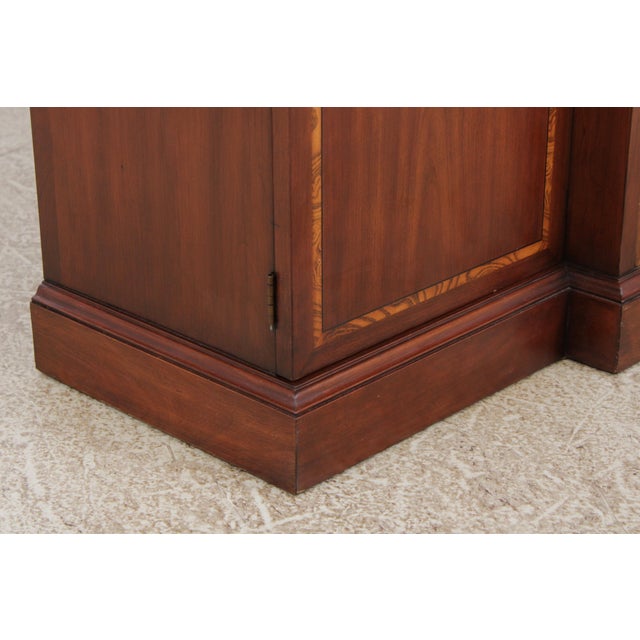 Henkel Harris Cherry 2 Piece London Breakfront For Sale - Image 12 of 18